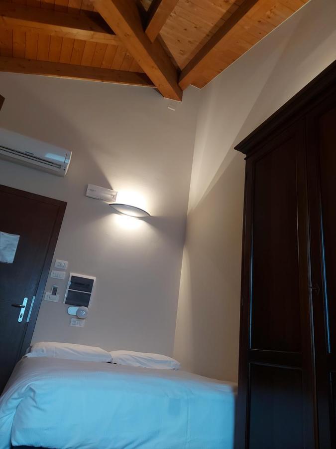 Agriturismo Olistella Palazzolo dello Stella Bagian luar foto