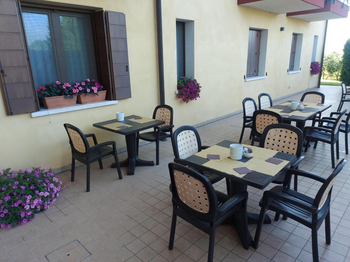 Agriturismo Olistella Palazzolo dello Stella Bagian luar foto